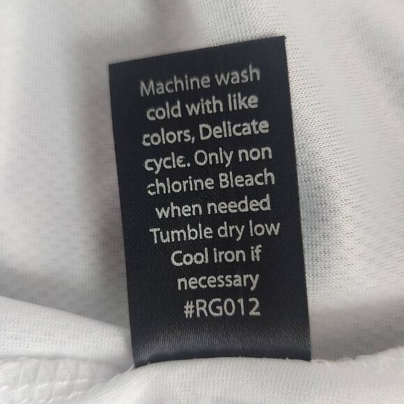 Jackson Hole White Lightweight Base Layer Tee Size Medium NWOT Performance Tee - Picture 7 of 8